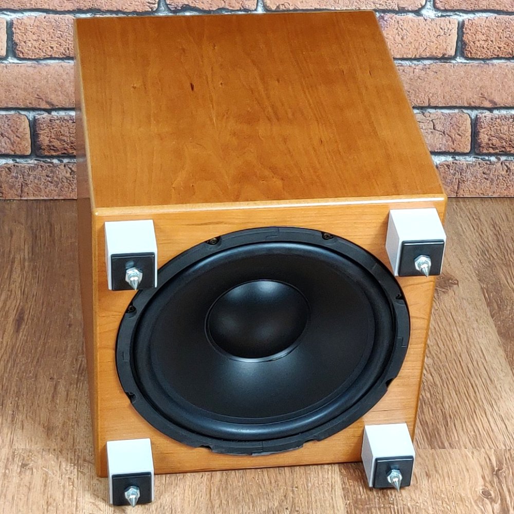 P10-150 Cherry Speaker